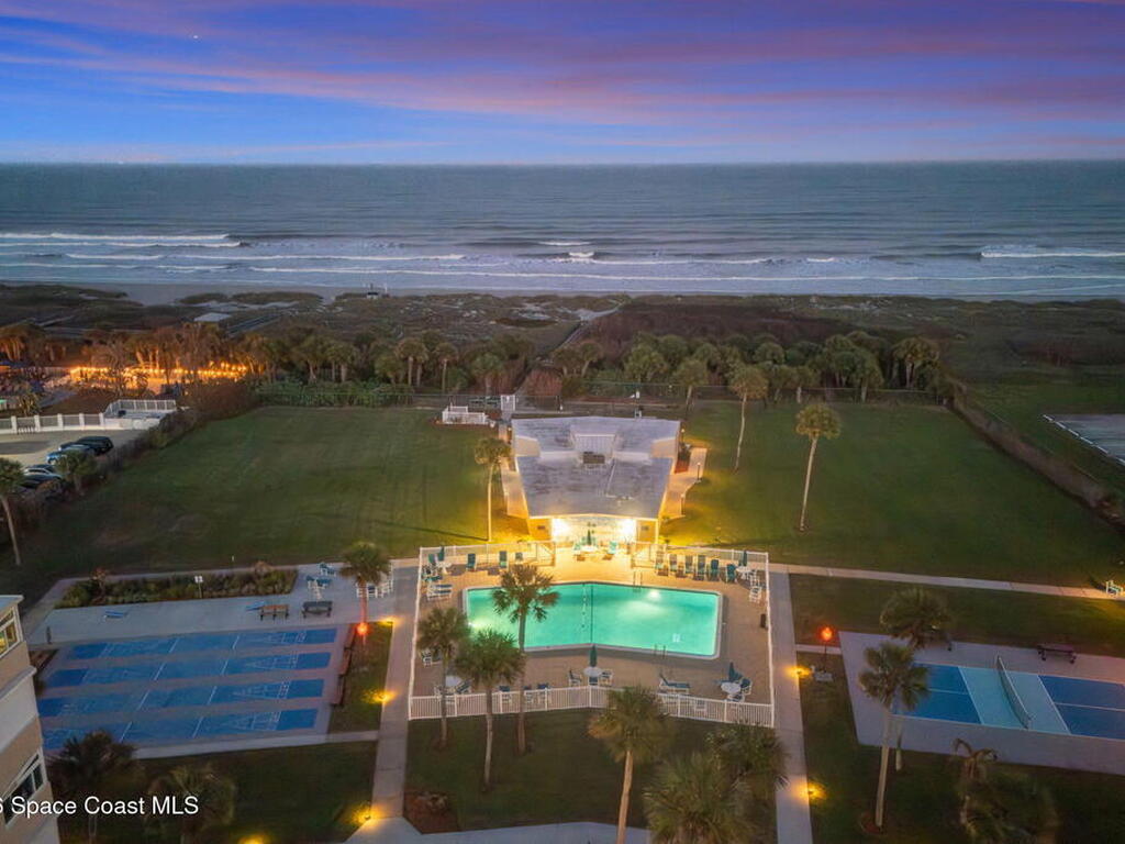 2020 N Atlantic Avenue, Cocoa Beach, FL 32931