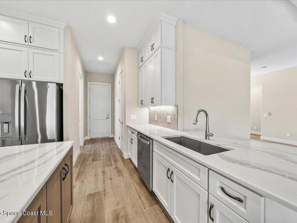 905 Miller Lane, Melbourne, FL 32934