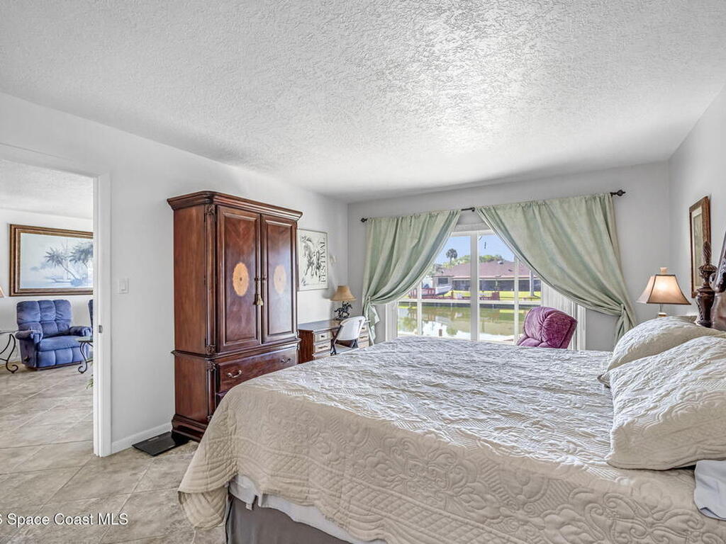 1595 N Atlantic Avenue, Cocoa Beach, FL 32931