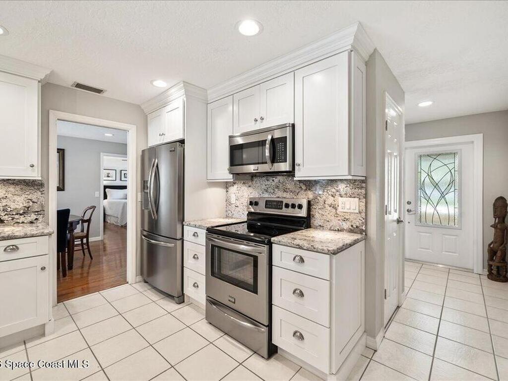 335 Wilson Avenue, Satellite Beach, FL 32937