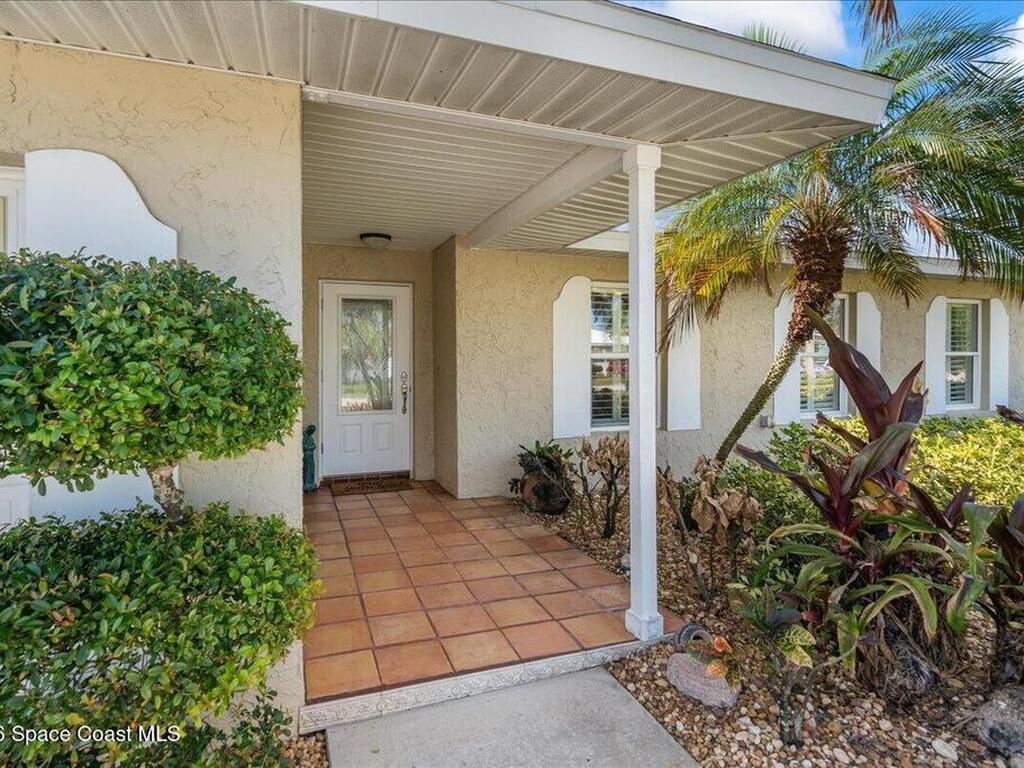 335 Wilson Avenue, Satellite Beach, FL 32937