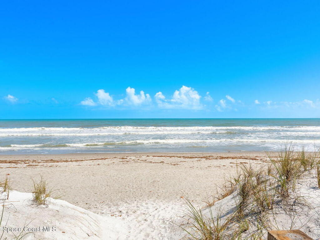 335 Wilson Avenue, Satellite Beach, FL 32937