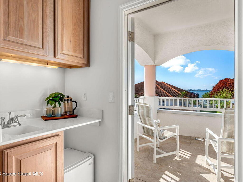 618 Manatee Bay Drive, Cape Canaveral, FL 32920