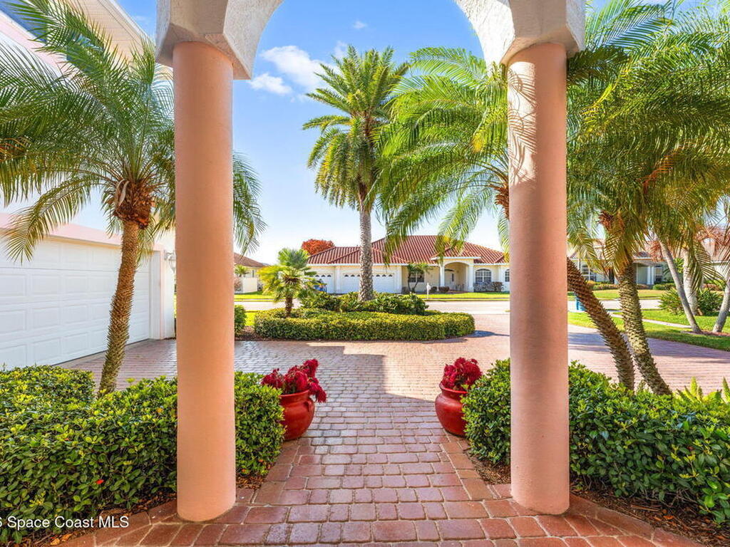 618 Manatee Bay Drive, Cape Canaveral, FL 32920