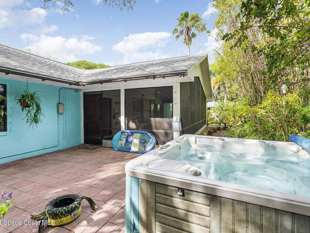 116 Pelican Drive, Melbourne Beach, FL 32951