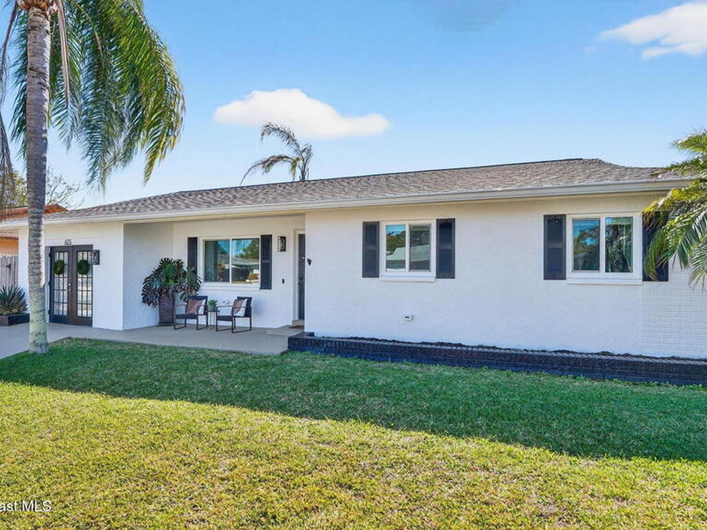 425 Via Valencia Court, Merritt Island, FL 32953