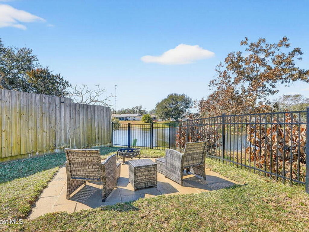 425 Via Valencia Court, Merritt Island, FL 32953