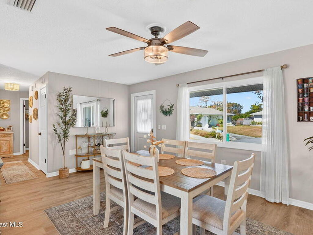 425 Via Valencia Court, Merritt Island, FL 32953