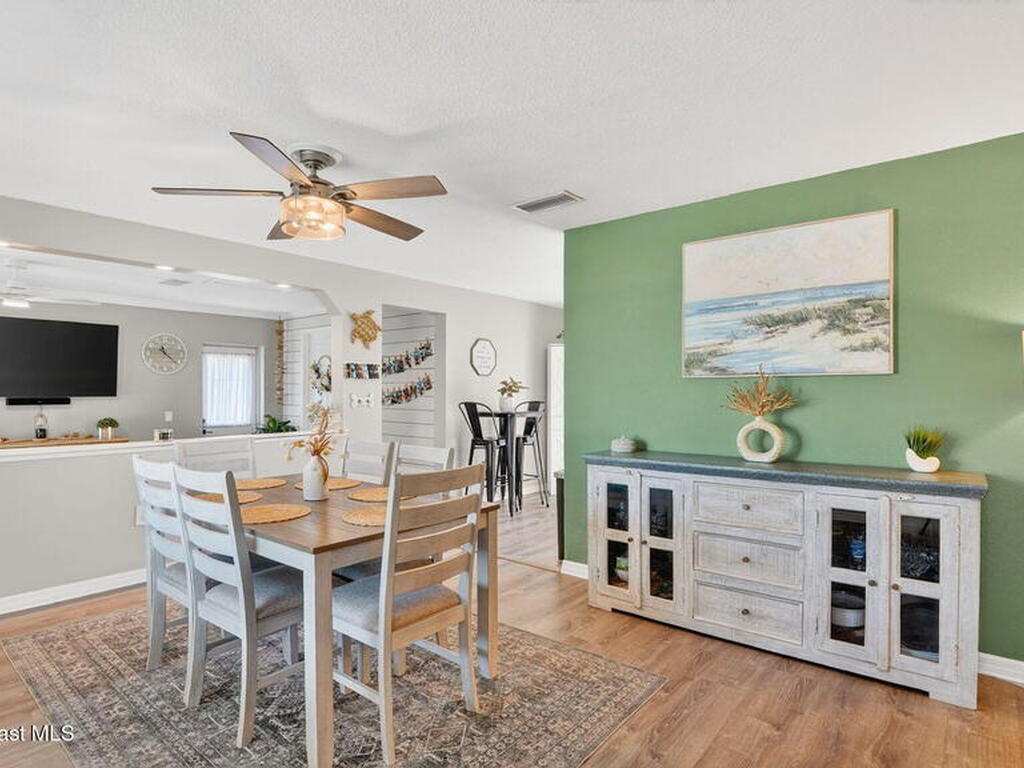 425 Via Valencia Court, Merritt Island, FL 32953