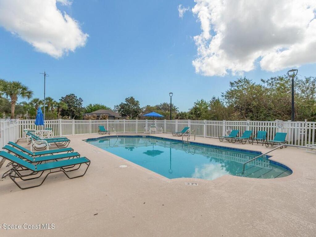 1825 Ficus Point Drive, Melbourne, FL 32940