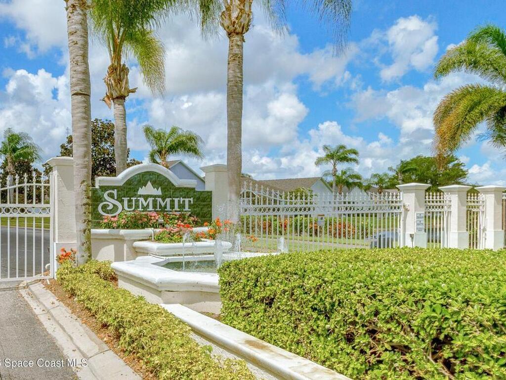 1825 Ficus Point Drive, Melbourne, FL 32940