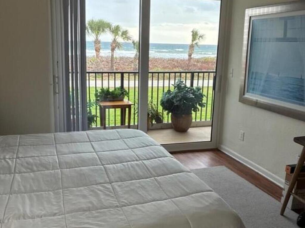 1101 S Miramar Avenue, Indialantic, FL 32903