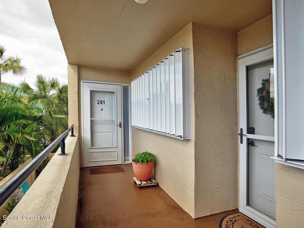 1101 S Miramar Avenue, Indialantic, FL 32903