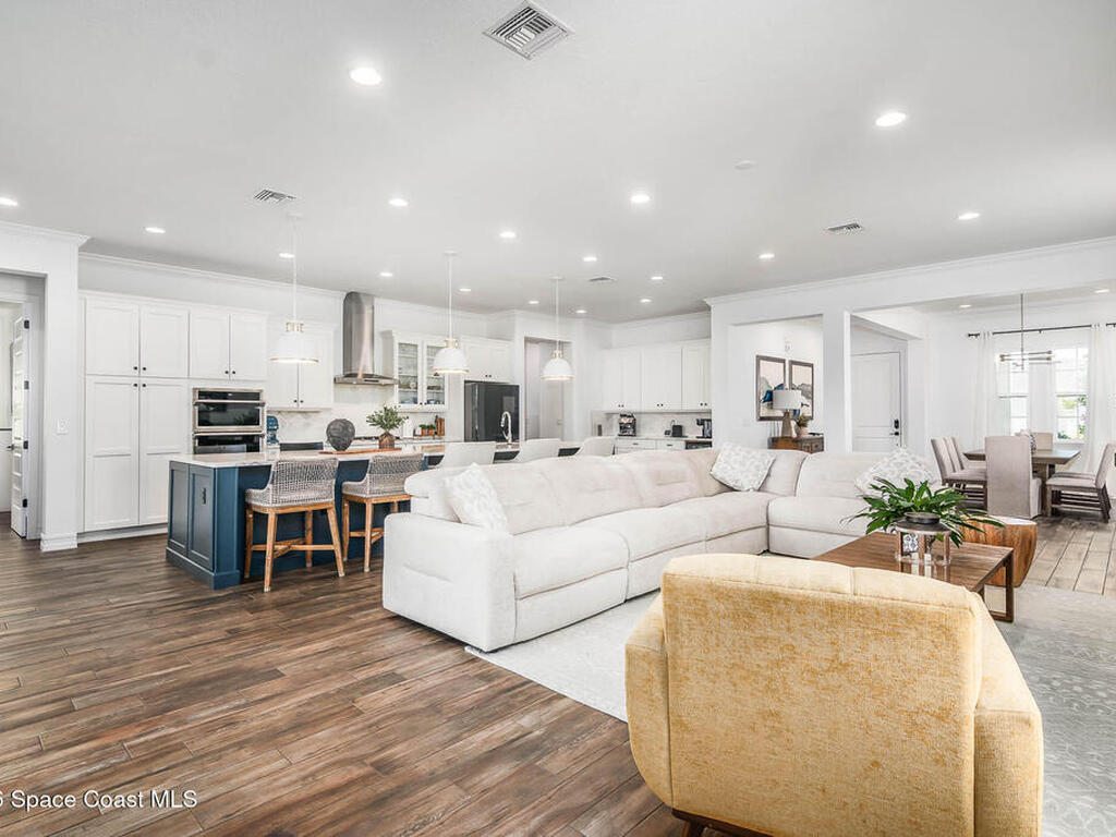 8165 Lyside Drive, Melbourne, FL 32940