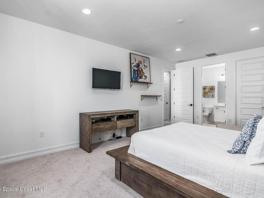 8165 Lyside Drive, Melbourne, FL 32940