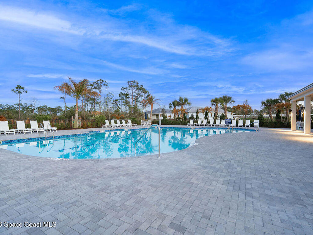 2293 SE Canopy Cove Lane, Port St. Lucie, FL 34984