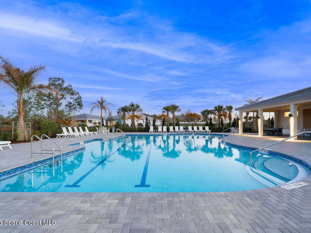 2293 SE Canopy Cove Lane, Port St. Lucie, FL 34984