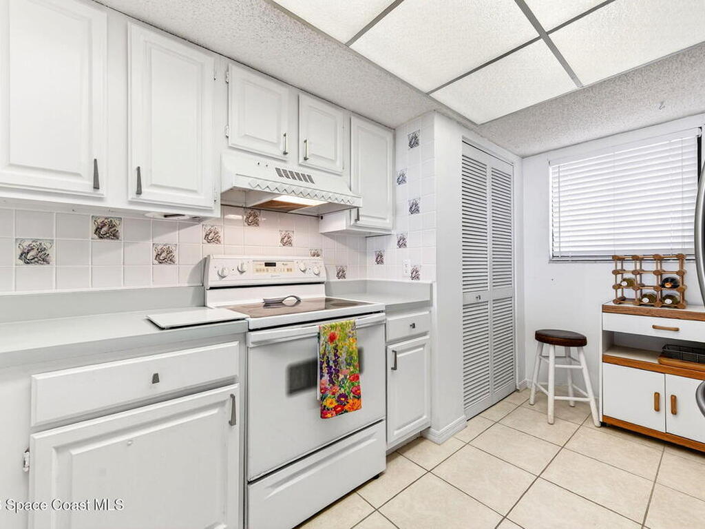 55 N 4th Street, Cocoa Beach, FL 32931