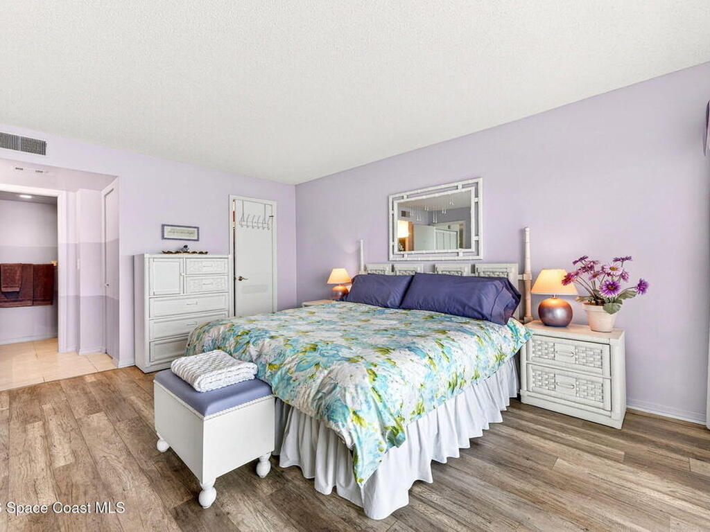 55 N 4th Street, Cocoa Beach, FL 32931