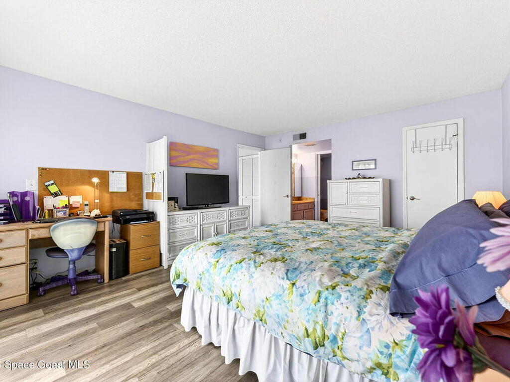 55 N 4th Street, Cocoa Beach, FL 32931