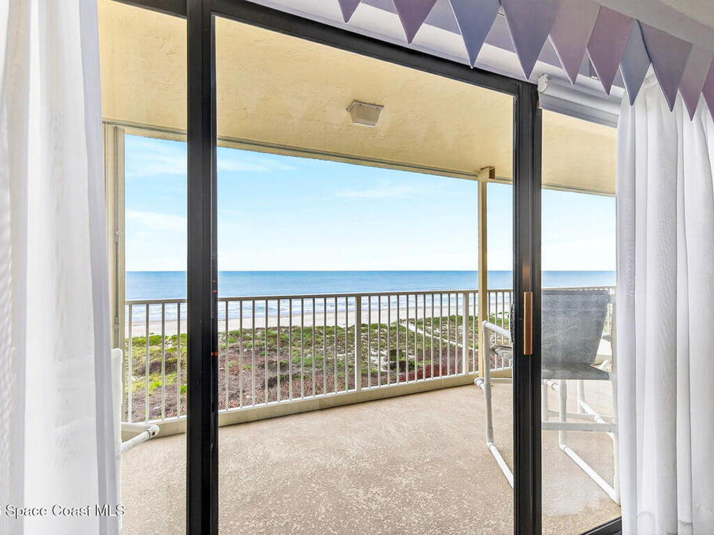 55 N 4th Street, Cocoa Beach, FL 32931