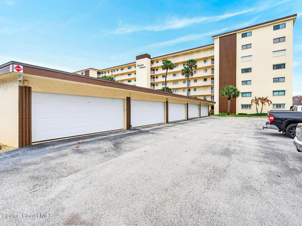55 N 4th Street, Cocoa Beach, FL 32931