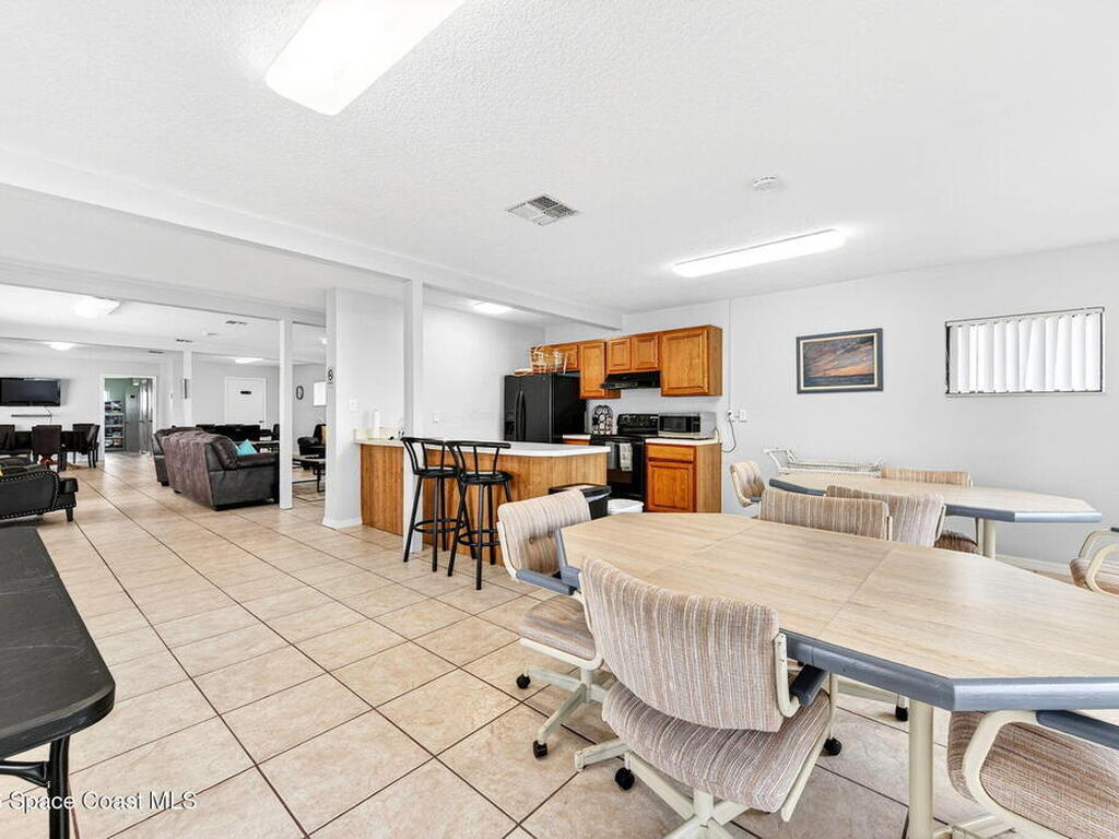55 N 4th Street, Cocoa Beach, FL 32931