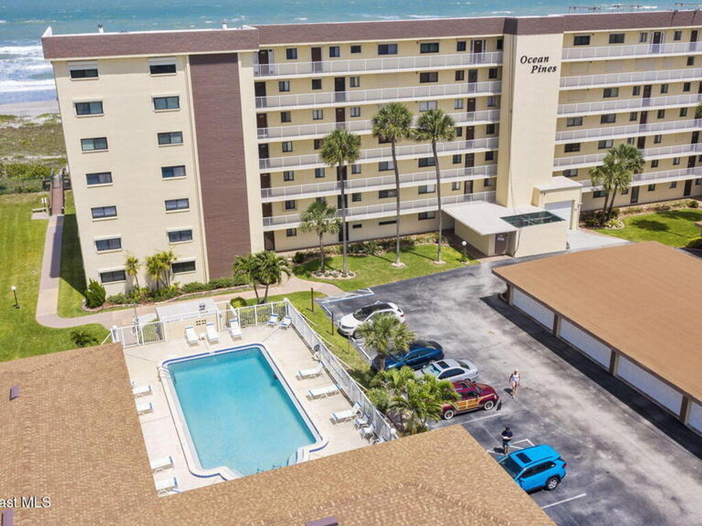 55 N 4th Street, Cocoa Beach, FL 32931