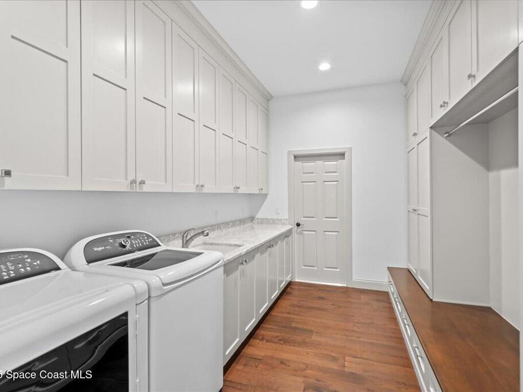 1065 Mercedes Drive, Merritt Island, FL 32952