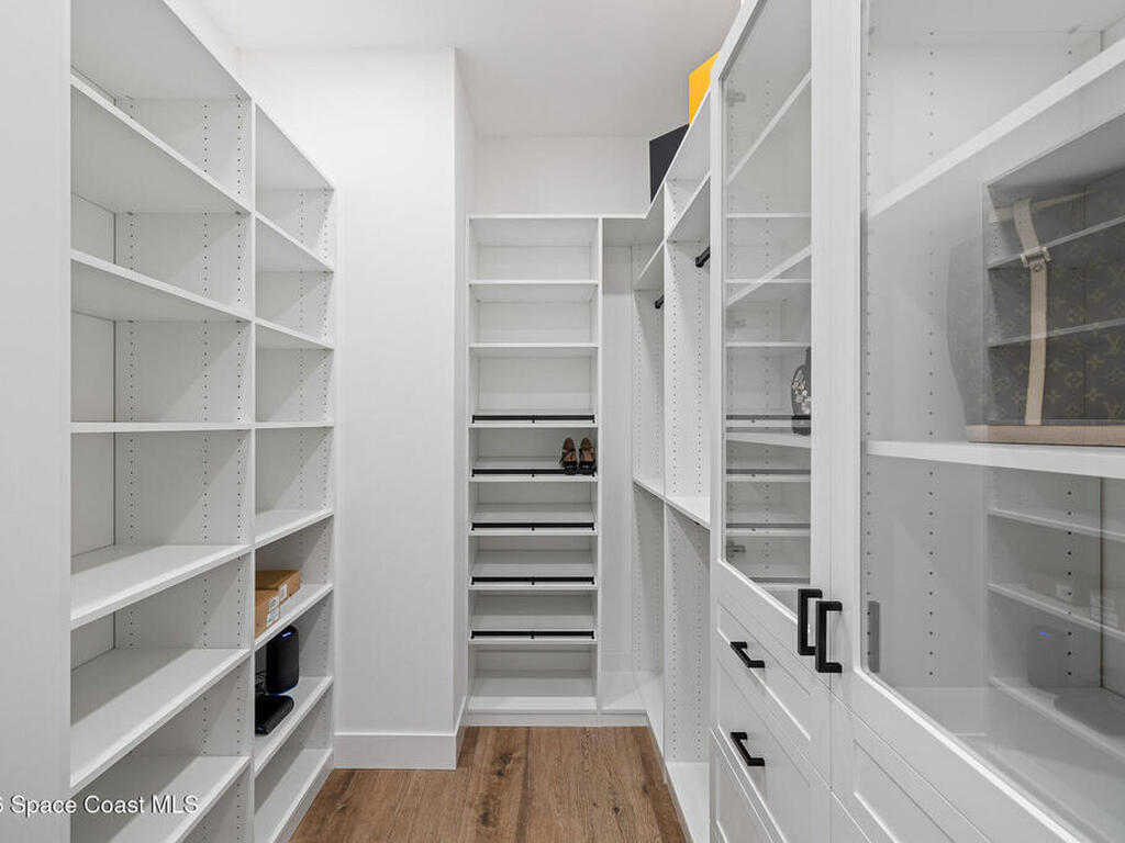 8350 Waxwing Cr Circle, Melbourne, FL 32940