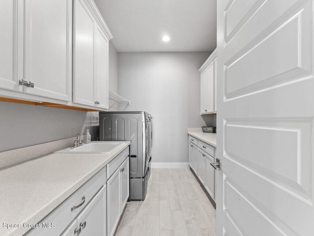 2450 Pescara Court, Melbourne, FL 32940