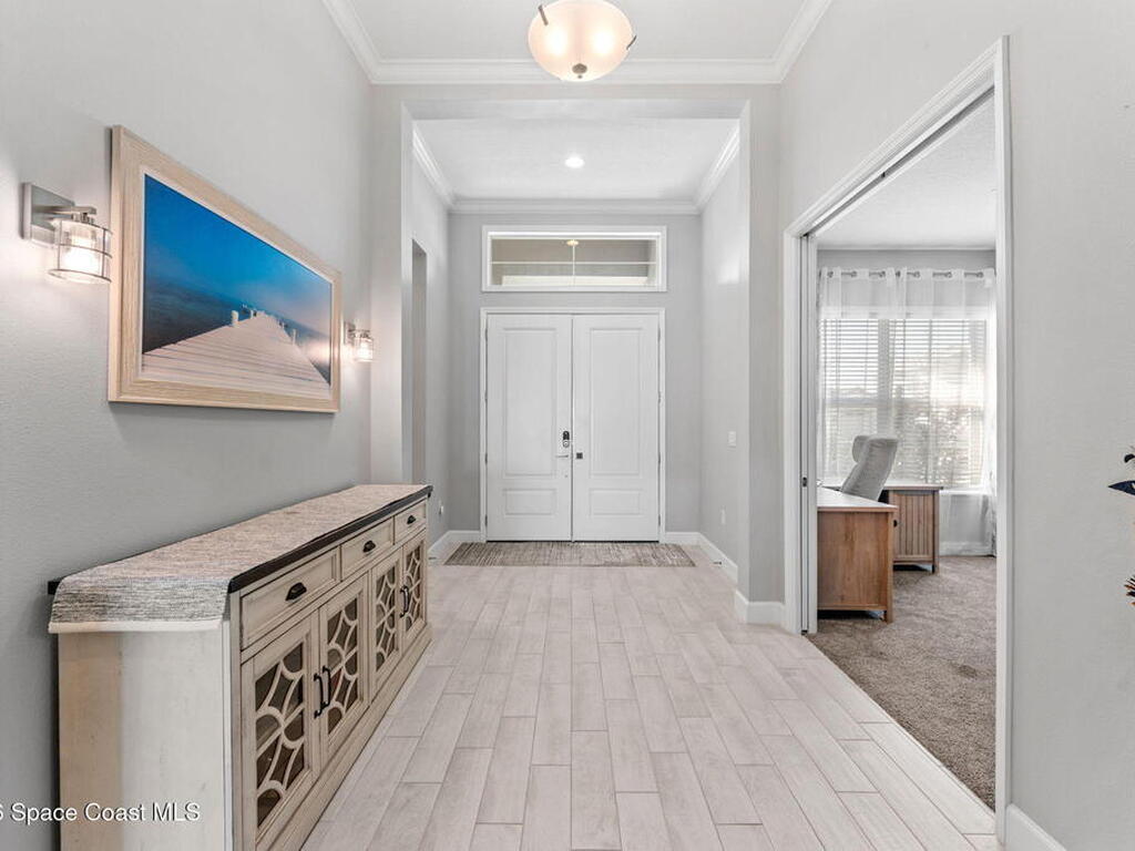 2450 Pescara Court, Melbourne, FL 32940