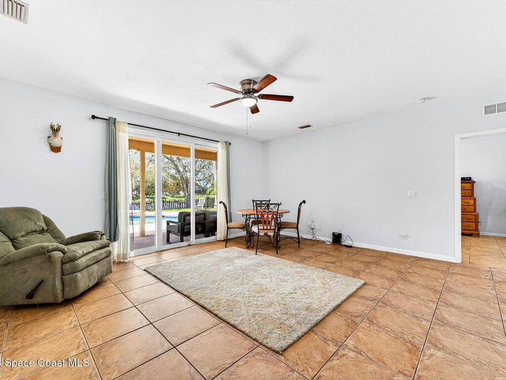 4021 Caparosa Circle, Melbourne, FL 32940