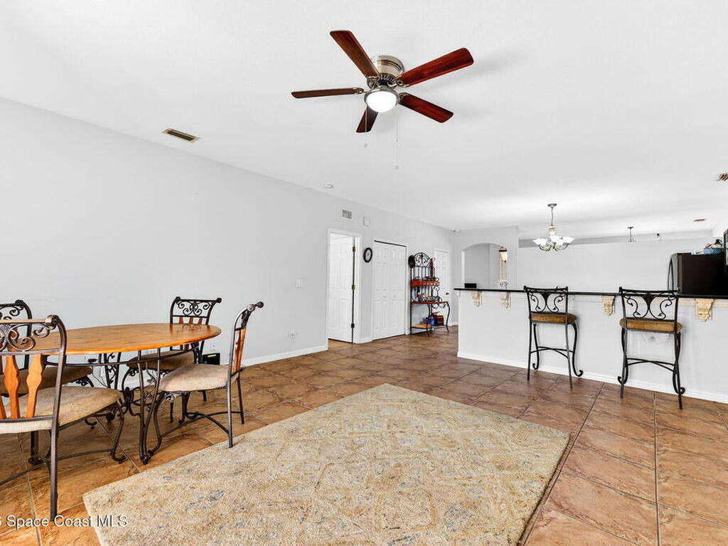 4021 Caparosa Circle, Melbourne, FL 32940
