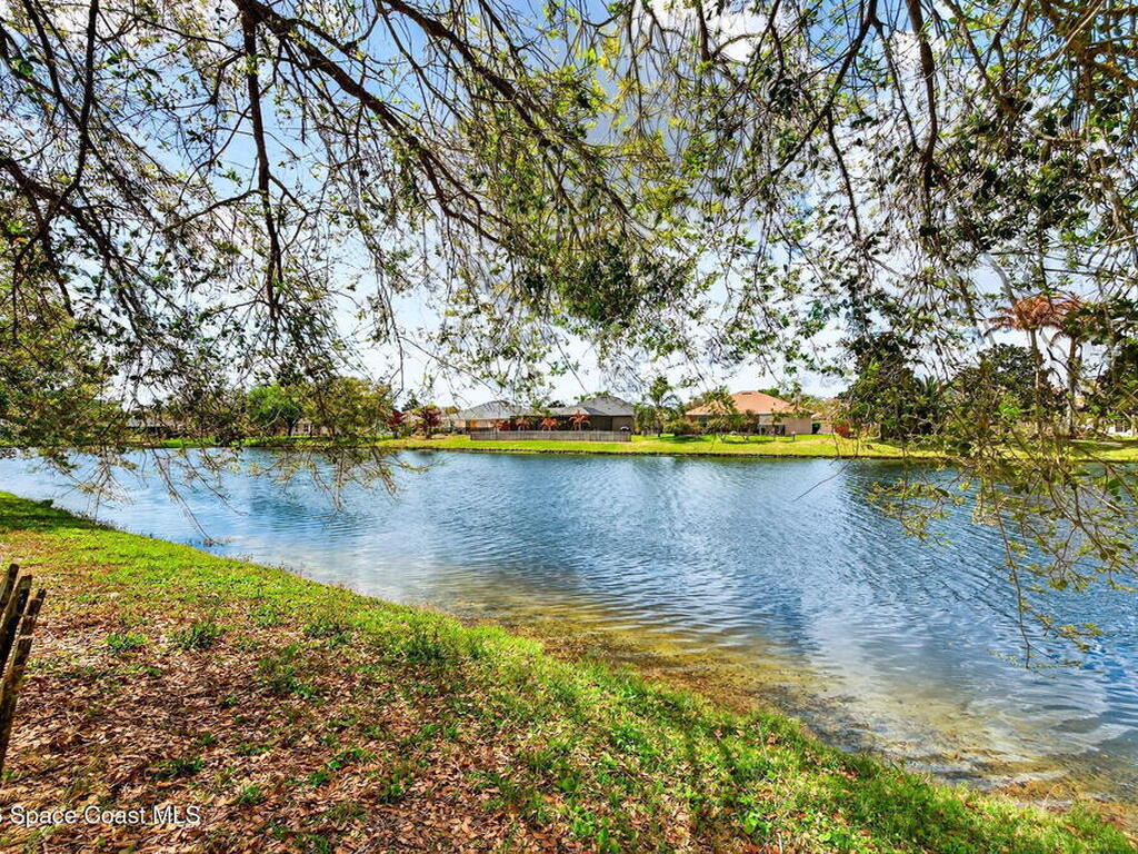 4021 Caparosa Circle, Melbourne, FL 32940