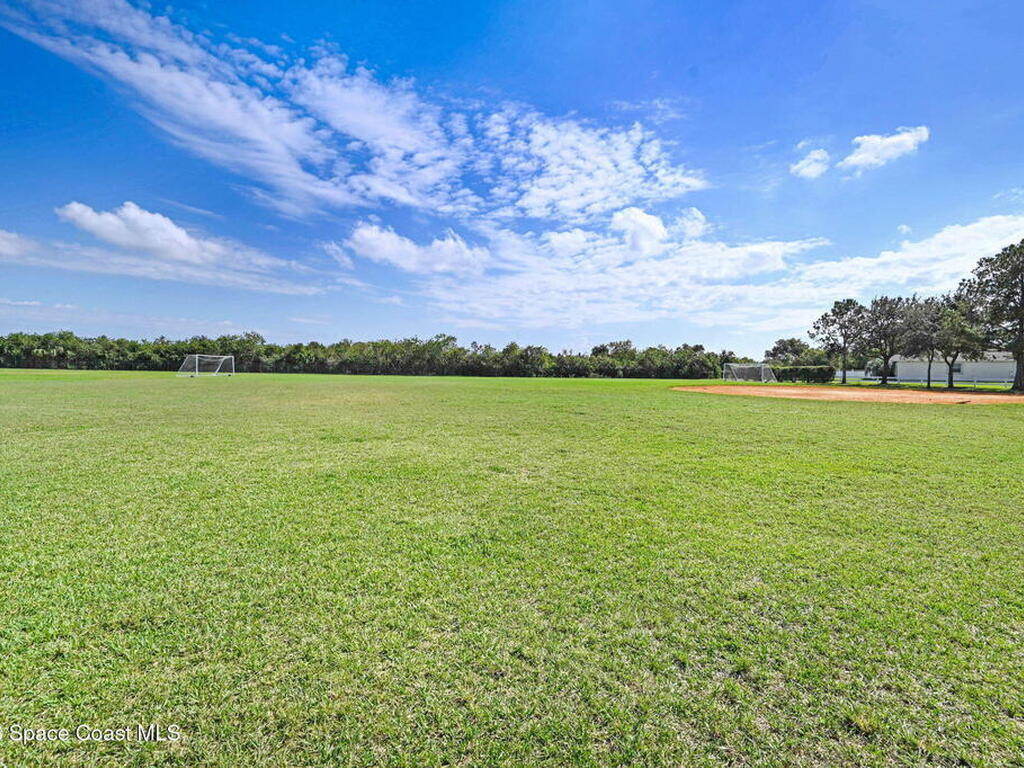 4021 Caparosa Circle, Melbourne, FL 32940