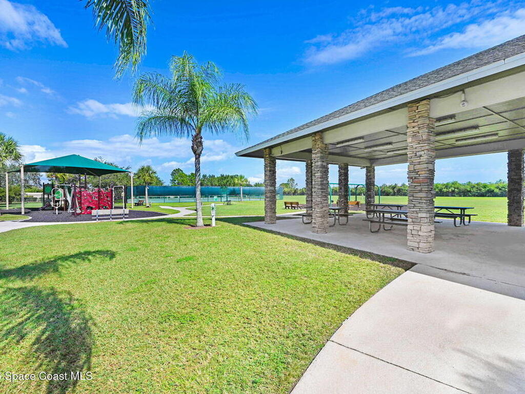 4021 Caparosa Circle, Melbourne, FL 32940