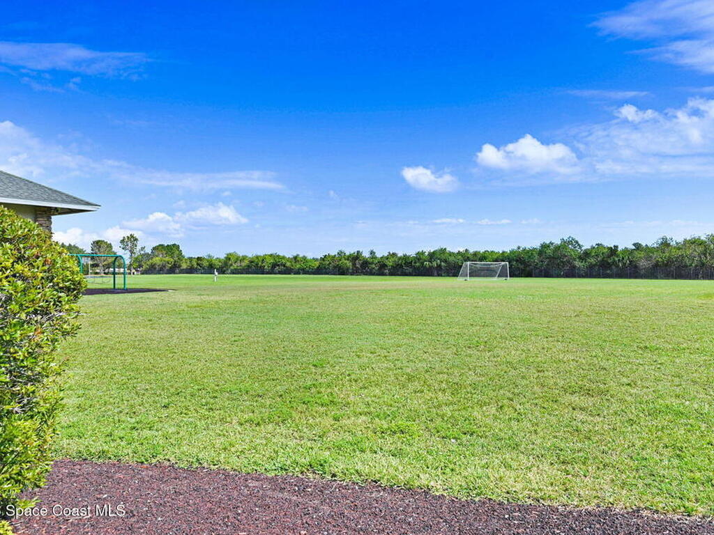 4021 Caparosa Circle, Melbourne, FL 32940
