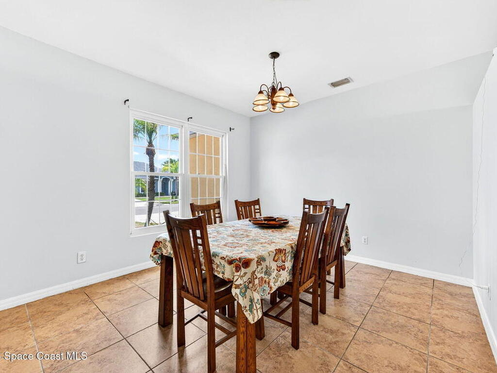 4021 Caparosa Circle, Melbourne, FL 32940