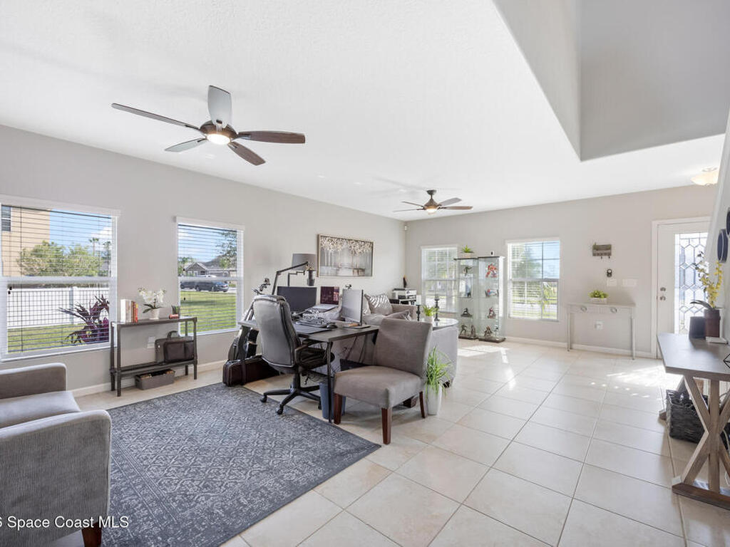 2347 Snapdragon Drive, Palm Bay, FL 32907