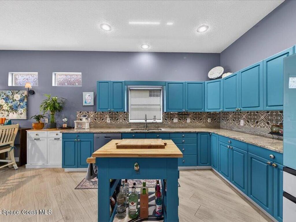 438 Carmel Drive, Melbourne, FL 32940