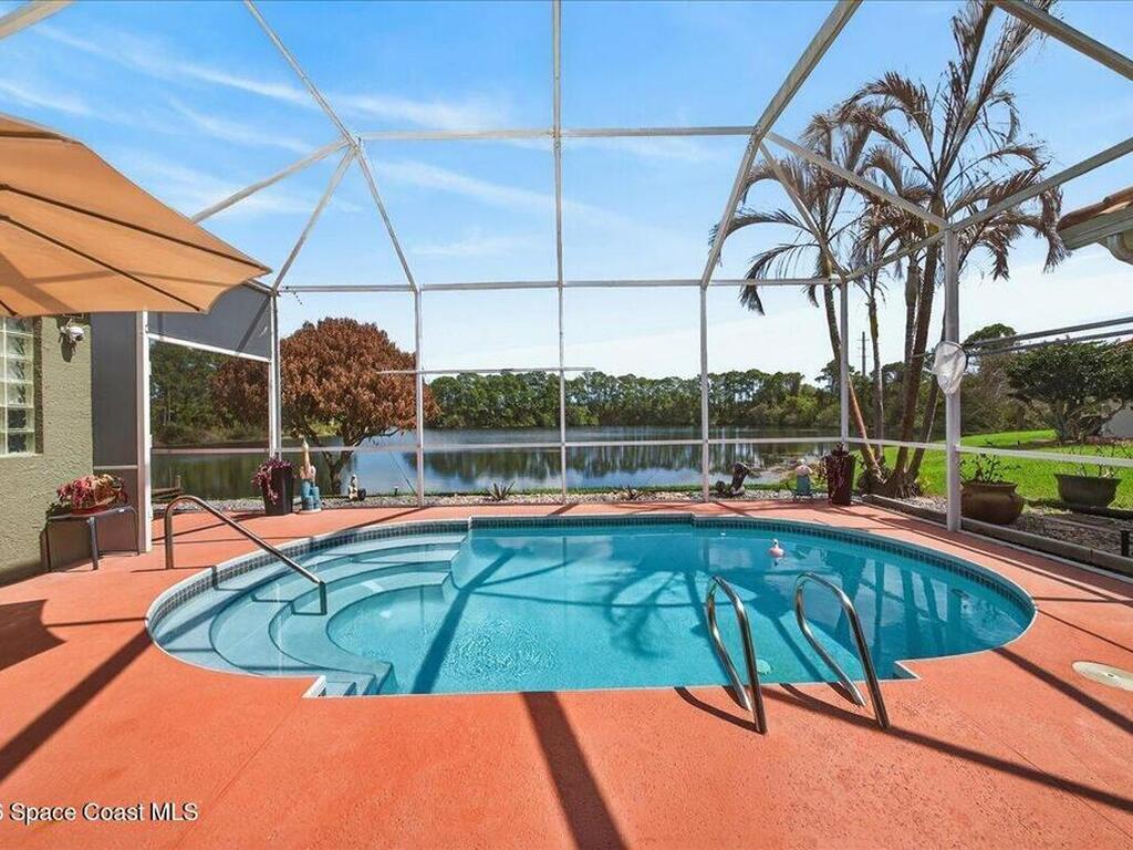 438 Carmel Drive, Melbourne, FL 32940