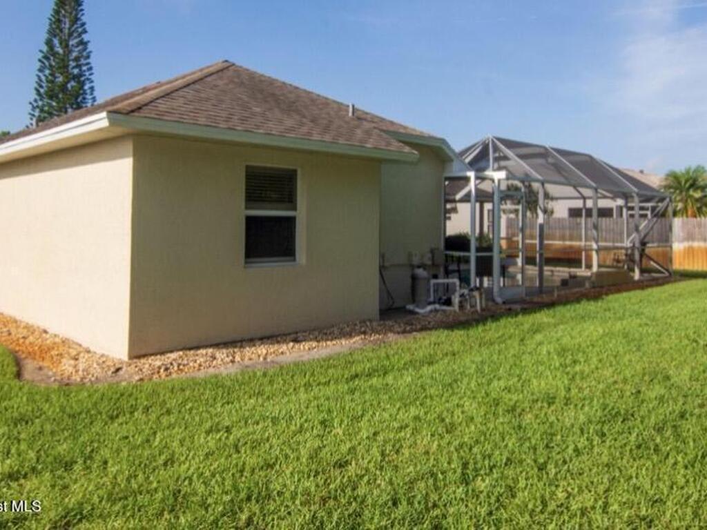 4920 48th Place, Vero Beach, FL 32967