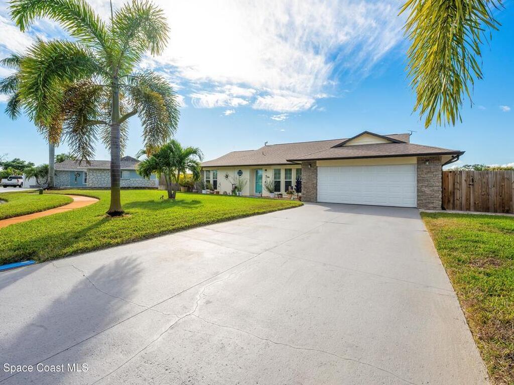 2245 Chevalier Place, Merritt Island, FL 32952