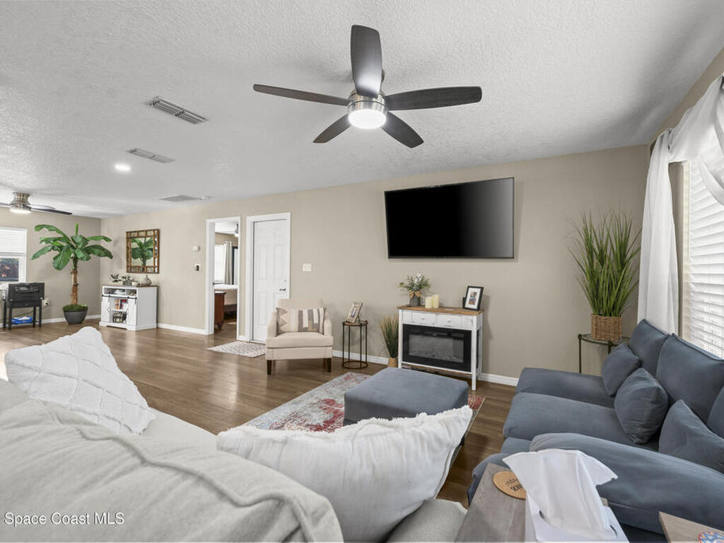 2245 Chevalier Place, Merritt Island, FL 32952