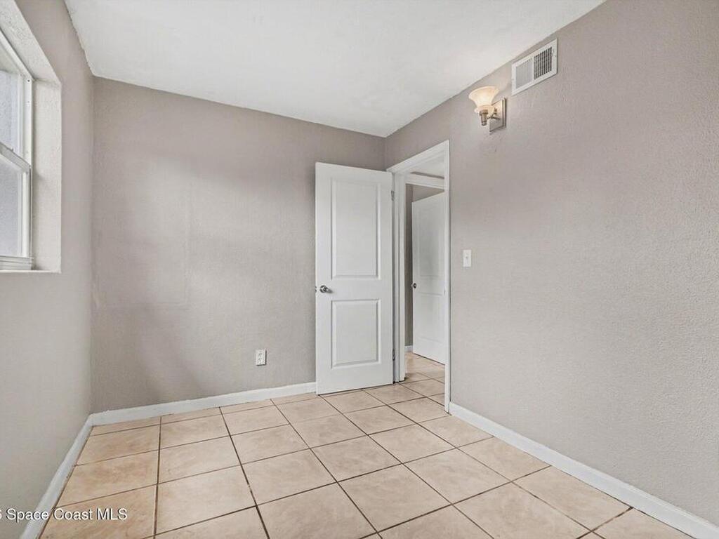 514 Palm Avenue, Merritt Island, FL 32952