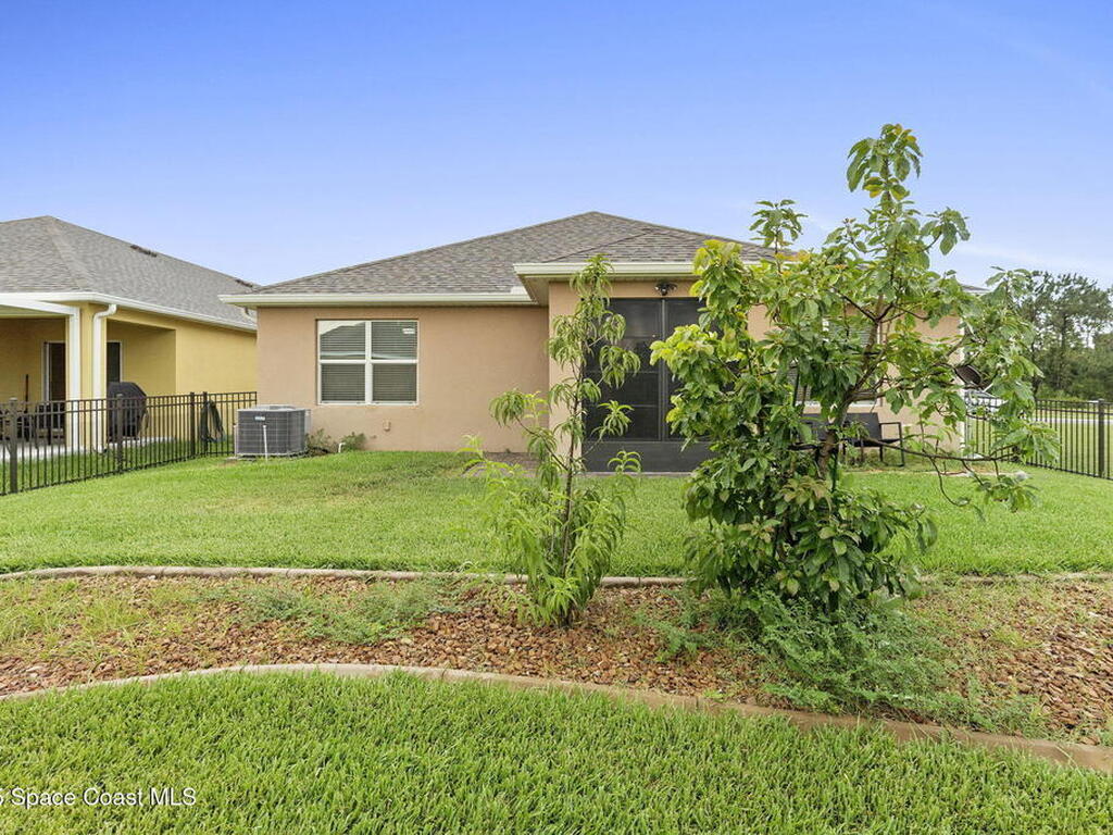 3724 Sandhill Crane Circle, Mims, FL 32754