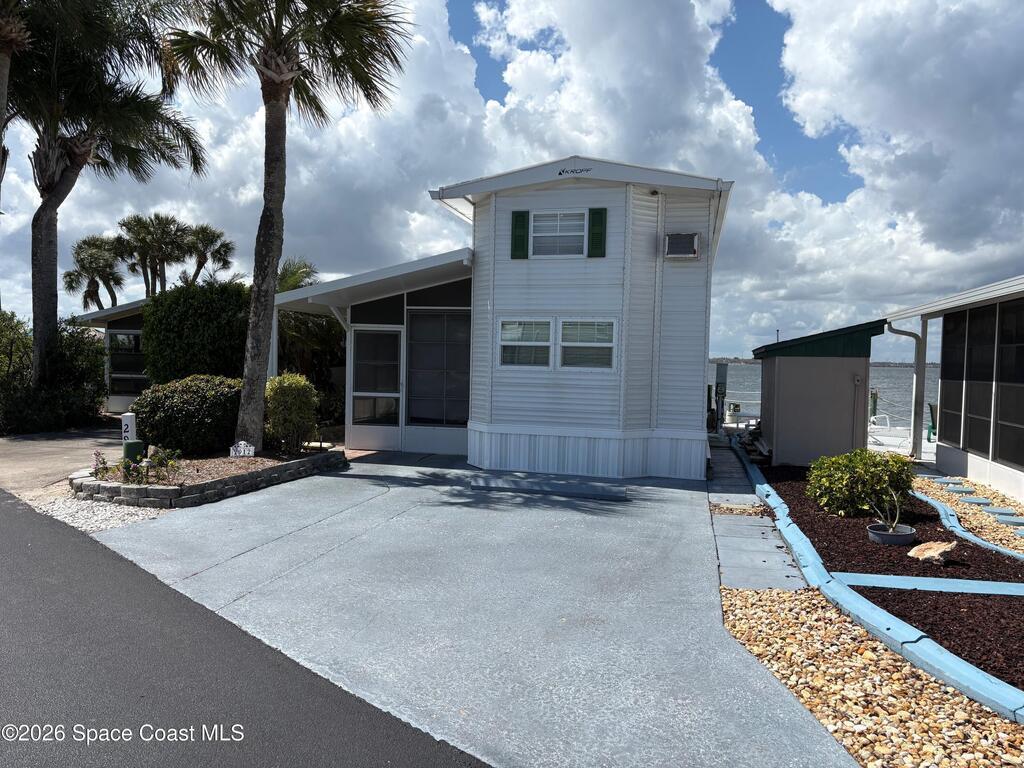2912 Dockside Lane, Melbourne Beach, FL 32951