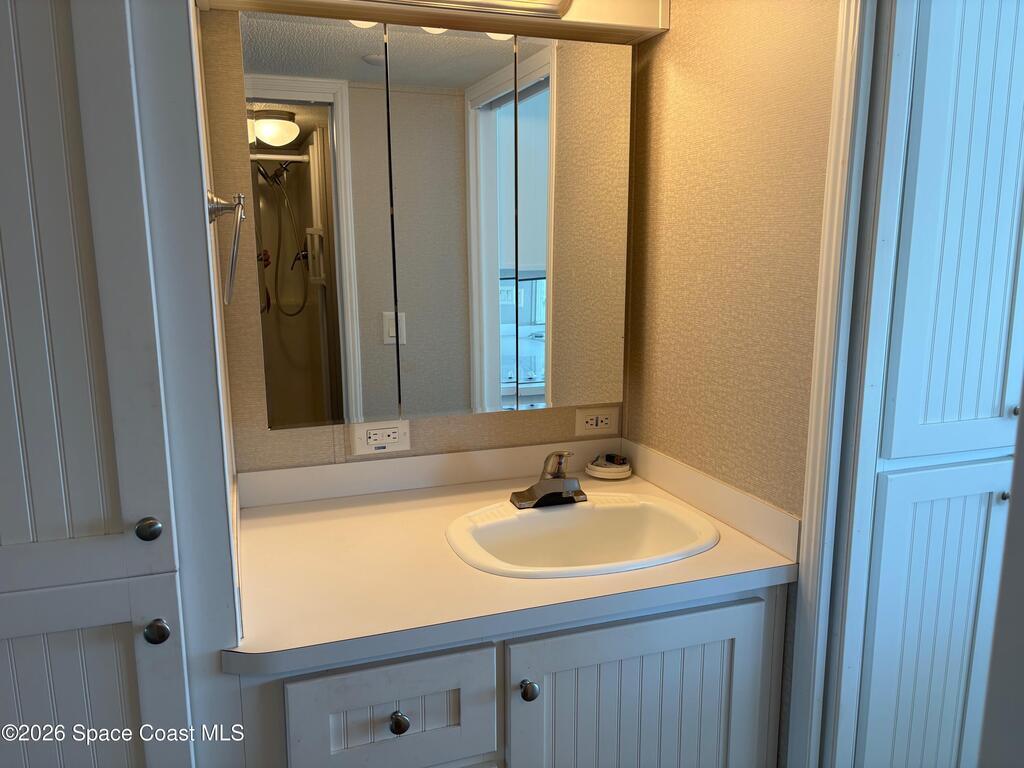 2912 Dockside Lane, Melbourne Beach, FL 32951