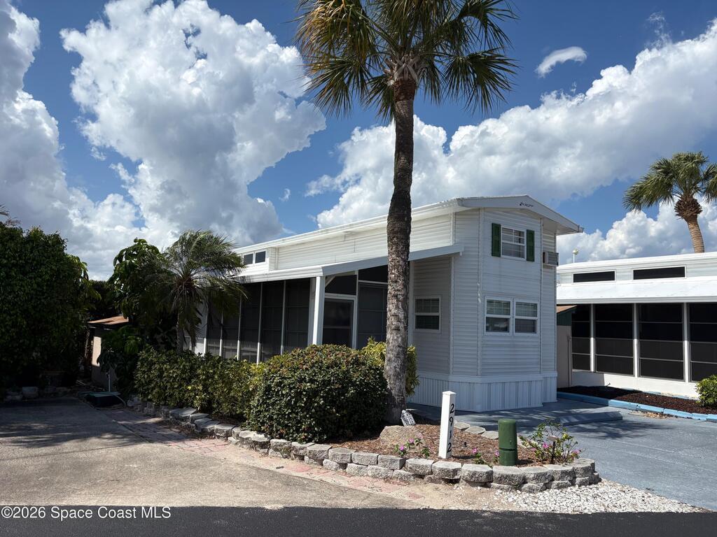 2912 Dockside Lane, Melbourne Beach, FL 32951
